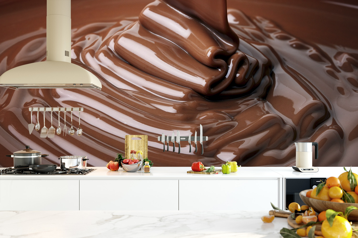 Papier peint photo - Détail d'une cuisine avec un grand papier peint photo représentant du chocolat coulant, entouré d'ustensiles de cuisine et de fruits frais sur les plans de travail