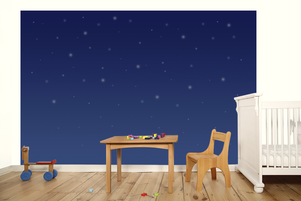 Papier peint photo - chambre d'enfant avec un tableau mural au ciel étoilé, des meubles en bois et des jouets sur un sol en bois